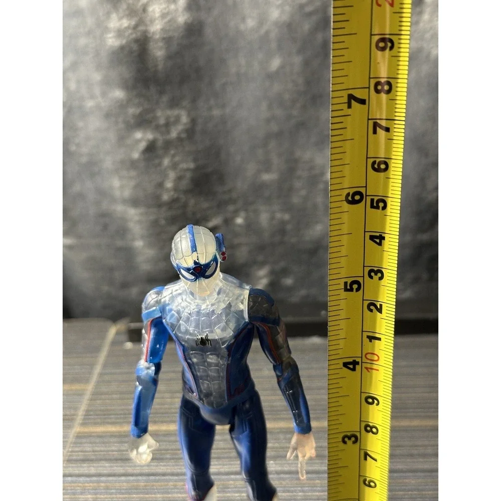 Marvel Spider-Man Far From Home Blue Translucent Stealth‎ Suit 5